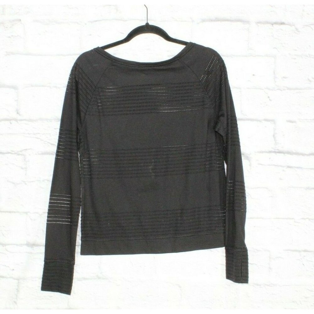 ATHLETA Black Eyelet Crewneck 3/4 Sleeves Blouse Size M - Picture 5 of 8